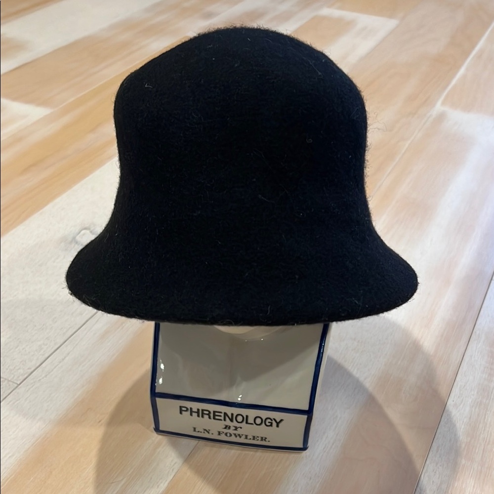 Black Wool Bucket Hat